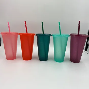  500/710 мл Пластмасови Чаши с Капак и Соломинкой Творчески Блясък за многократна употреба Персонализирани Дизайн утайка от Сламки Удобна Чаша за Пиене