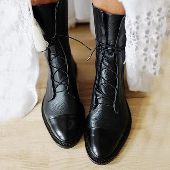  Чисто нови Обувки на плоска подметка От лачена кожа SHENGY В британския стил, Черни Обувки с остър Пръсти, Красиви Мотоциклетни Ботуши, Дамски Обувки